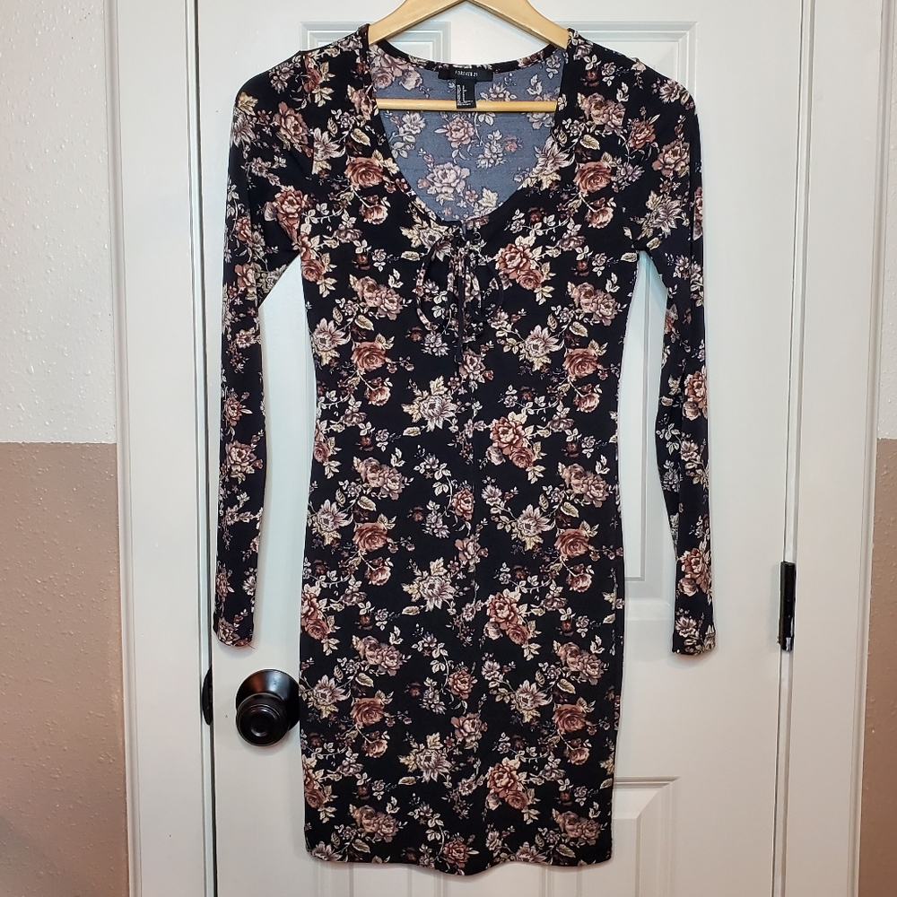 Floral Long-sleeved Dress